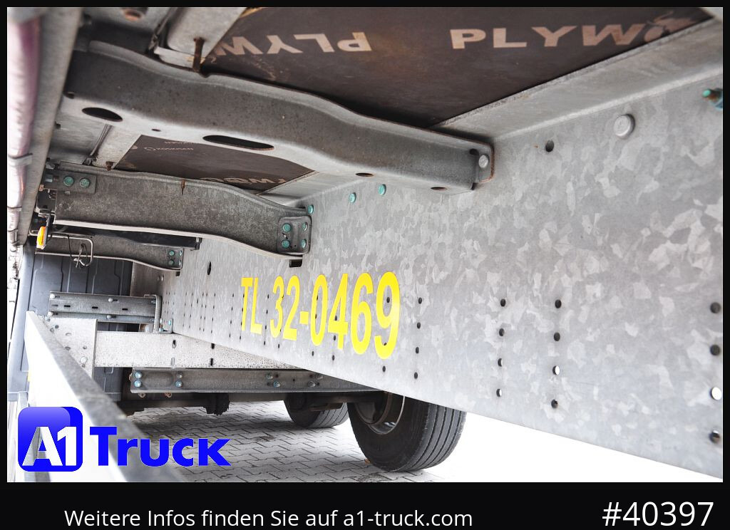 SCHMITZ S01, Code XL, verzinkt, VDI 2700, original 24.647 km - Тентований напівпричіп: фото 2 SCHMITZ S01, Code XL, verzinkt, VDI 2700, original 24.647 km - Тентований напівпричіп: фото 2