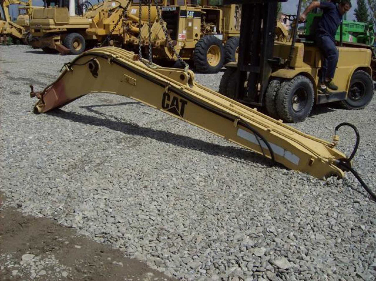 Caterpillar 212 braccio monolitico - Стріла в категорії Будівельна техніка: фото 2 Caterpillar 212 braccio monolitico - Стріла в категорії Будівельна техніка: фото 2