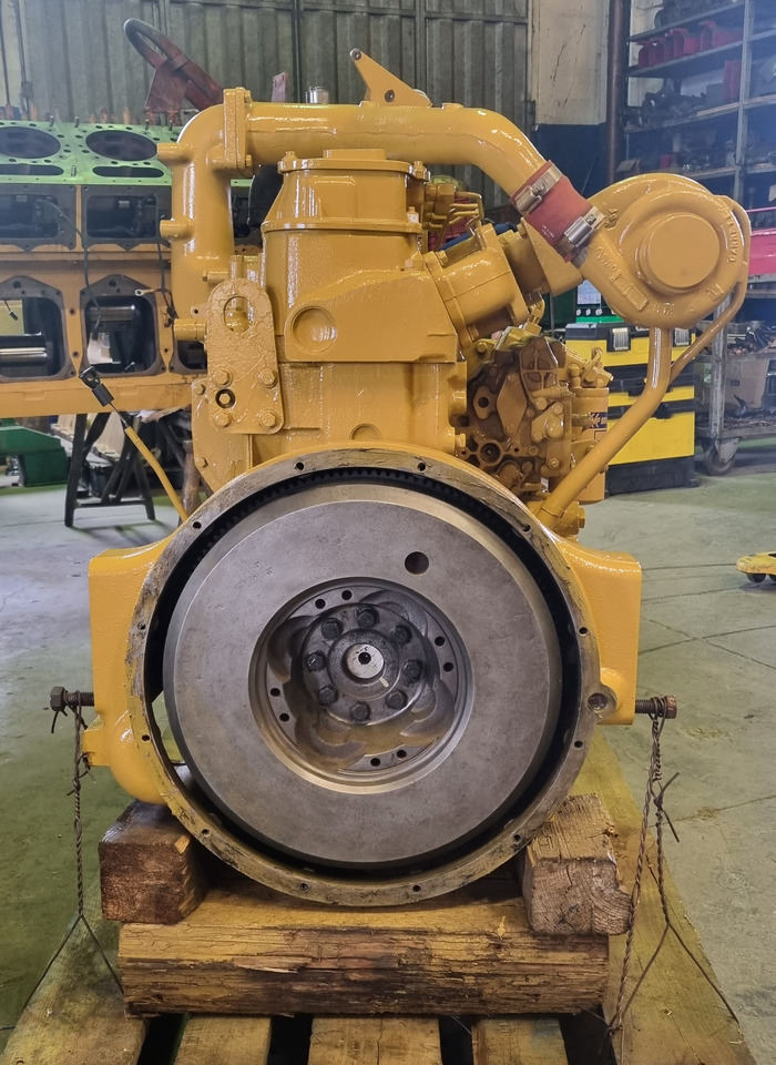 Caterpillar 3204 - Двигун в категорії Будівельна техніка: фото 2 Caterpillar 3204 - Двигун в категорії Будівельна техніка: фото 2