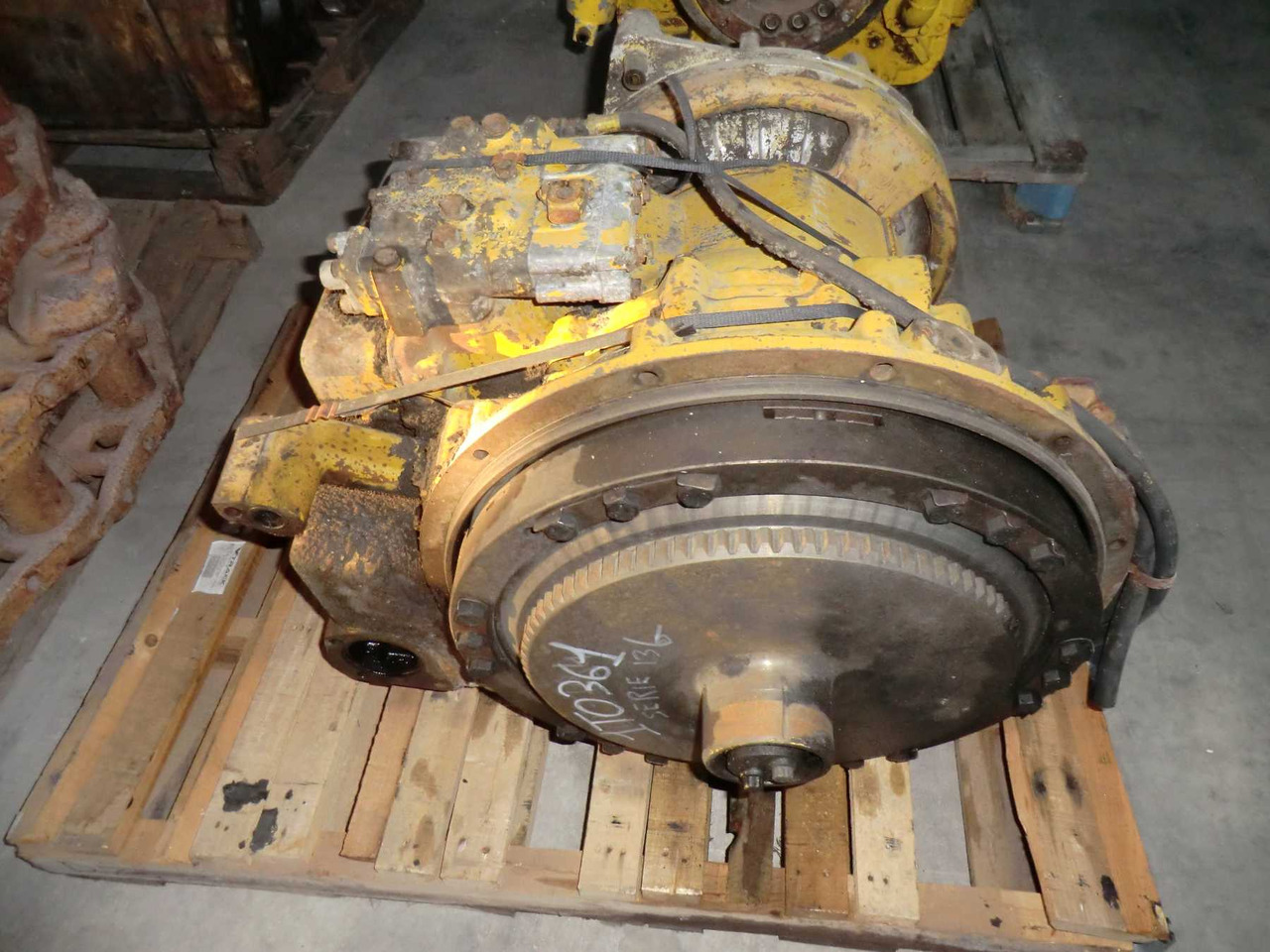 Caterpillar 631B CONVERTER - Трансмісія в категорії Будівельна техніка: фото 4 Caterpillar 631B CONVERTER - Трансмісія в категорії Будівельна техніка: фото 4