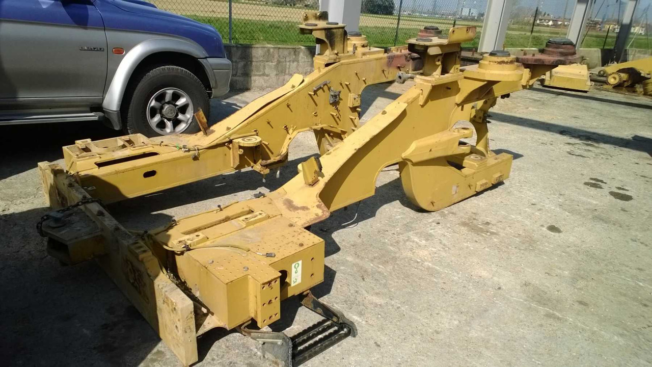 Caterpillar 962H Telaio posteriore - Рама/ Шасі в категорії Будівельна техніка: фото 1 Caterpillar 962H Telaio posteriore - Рама/ Шасі в категорії Будівельна техніка: фото 1