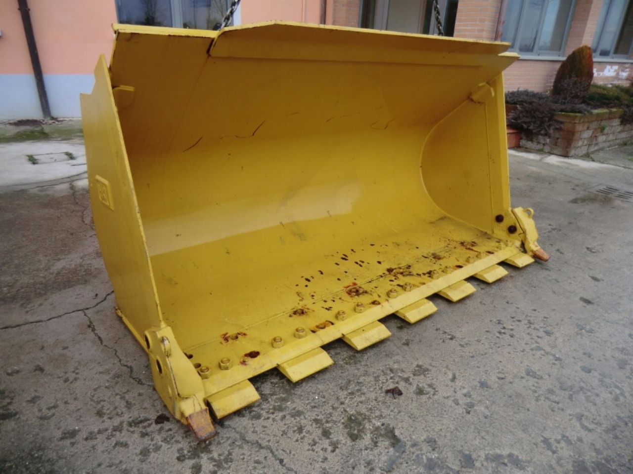 Caterpillar 963D Benna come nuova, completa di segmenti. - Ківш навантажувача: фото 1 Caterpillar 963D Benna come nuova, completa di segmenti. - Ківш навантажувача: фото 1