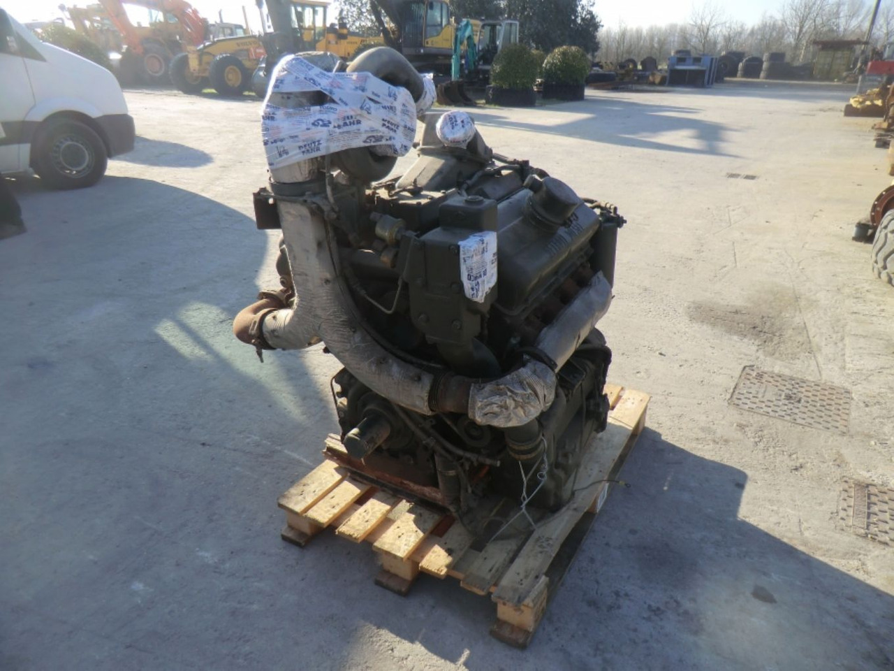 DETROIT DIESEL 8V53 MOTORE MARINO USATO COMPLETO DI TURBO E MOTORINO DI AVVIAMENTO. - Двигун в категорії Будівельна техніка: фото 1 DETROIT DIESEL 8V53 MOTORE MARINO USATO COMPLETO DI TURBO E MOTORINO DI AVVIAMENTO. - Двигун в категорії Будівельна техніка: фото 1