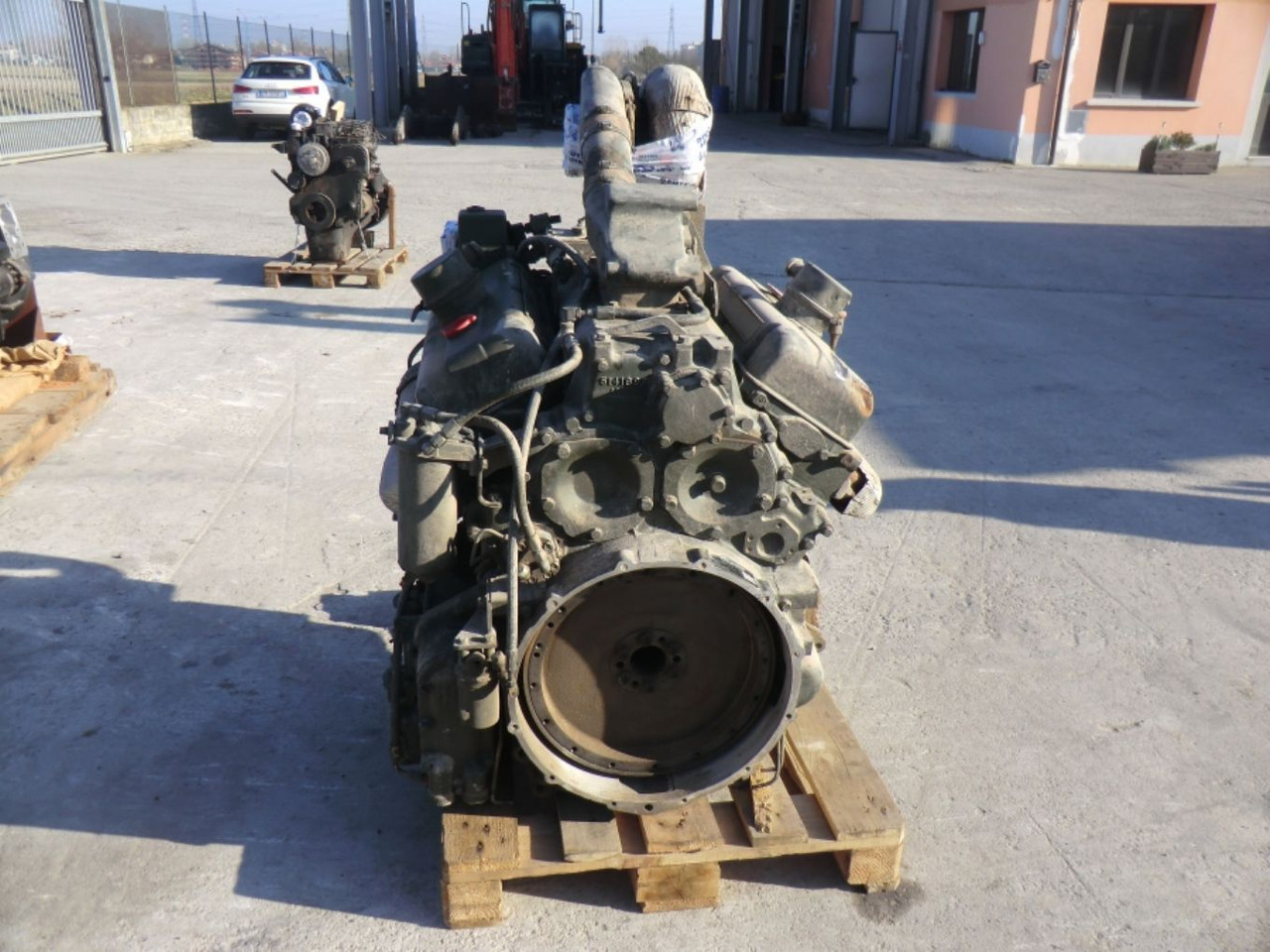 DETROIT DIESEL 8V53 MOTORE MARINO USATO. TIPO D.W. - L.S. COMPLETO DI TURBO E MOTORINO DI AVVIAMENTO. - Двигун в категорії Будівельна техніка: фото 4 DETROIT DIESEL 8V53 MOTORE MARINO USATO. TIPO D.W. - L.S. COMPLETO DI TURBO E MOTORINO DI AVVIAMENTO. - Двигун в категорії Будівельна техніка: фото 4