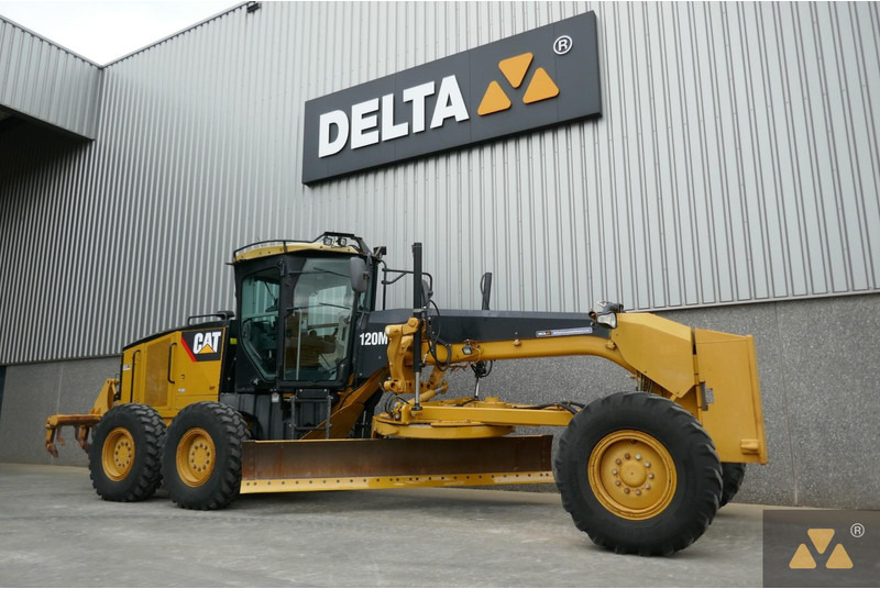 Caterpillar 120M - Грейдер: фото 3 Caterpillar 120M - Грейдер: фото 3