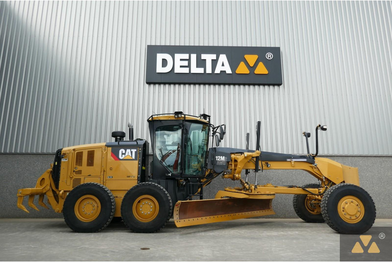 Caterpillar 12M2 AWD - Грейдер: фото 2 Caterpillar 12M2 AWD - Грейдер: фото 2