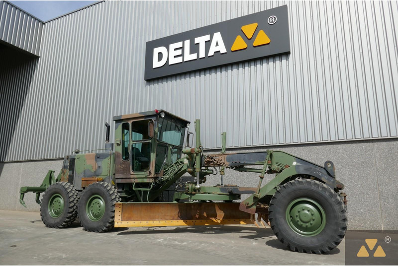 Caterpillar 130G Ex-army - Грейдер: фото 3 Caterpillar 130G Ex-army - Грейдер: фото 3