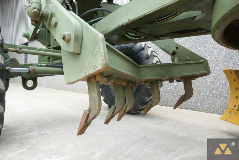 Грейдер Caterpillar 130G Ex-army: фото 12