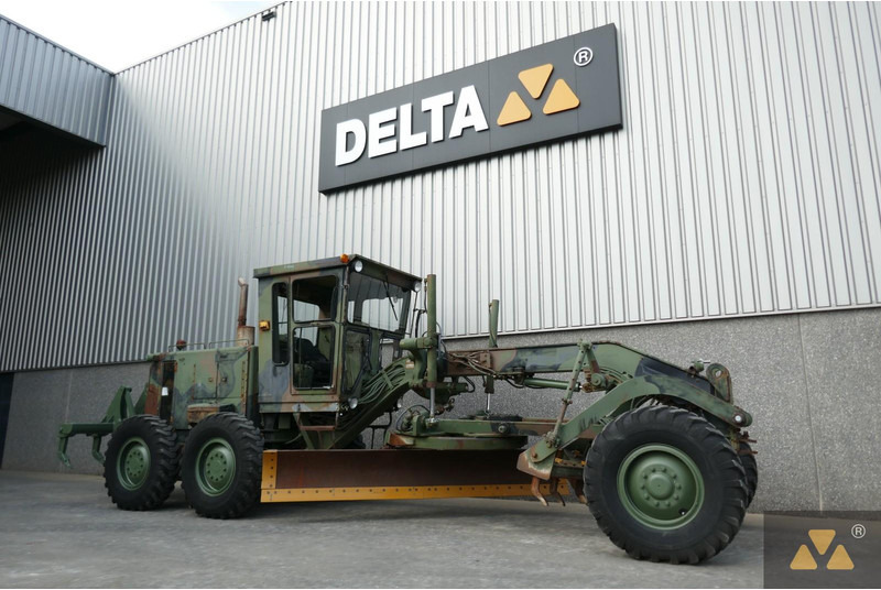 Caterpillar 130G Ex-army - Грейдер: фото 3 Caterpillar 130G Ex-army - Грейдер: фото 3