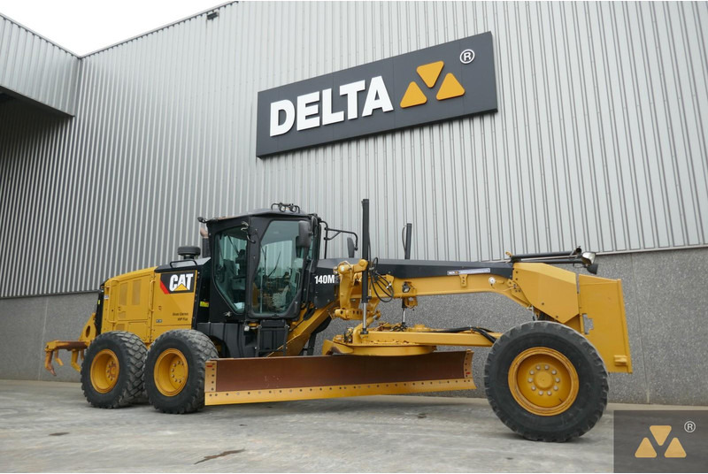 Caterpillar 140M2 - Грейдер: фото 3 Caterpillar 140M2 - Грейдер: фото 3