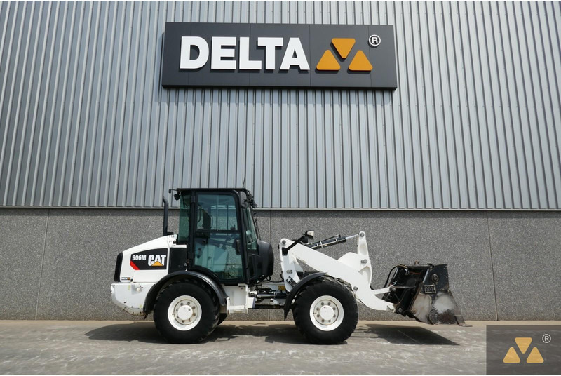 Caterpillar 906M - Колісний навантажувач: фото 2 Caterpillar 906M - Колісний навантажувач: фото 2