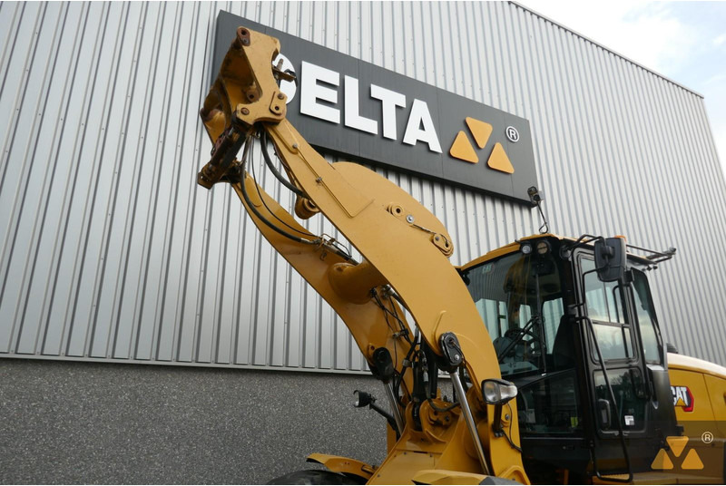 Колісний навантажувач Caterpillar 926M: фото 11 Колісний навантажувач Caterpillar 926M: фото 11