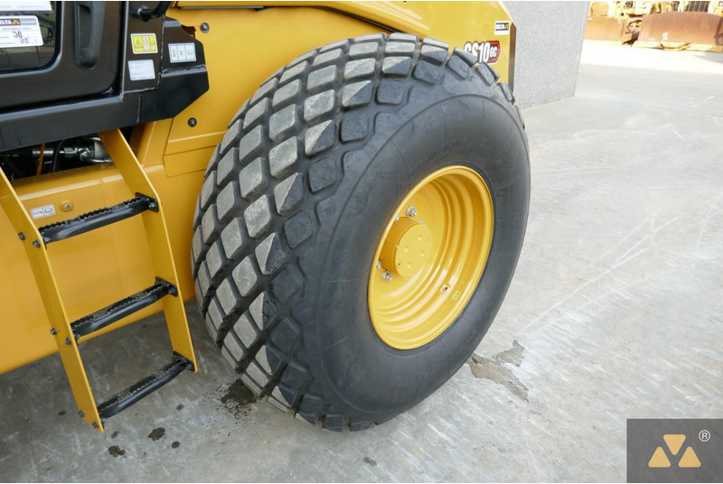Caterpillar CS10GC в лізинг Caterpillar CS10GC: фото 18