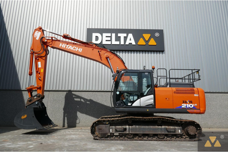 Hitachi ZX210LC-6 - Гусеничний екскаватор: фото 1 Hitachi ZX210LC-6 - Гусеничний екскаватор: фото 1