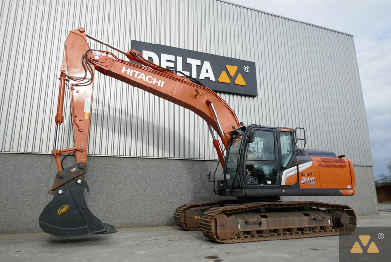 Hitachi ZX210LC-7 - Гусеничний екскаватор: фото 3 Hitachi ZX210LC-7 - Гусеничний екскаватор: фото 3