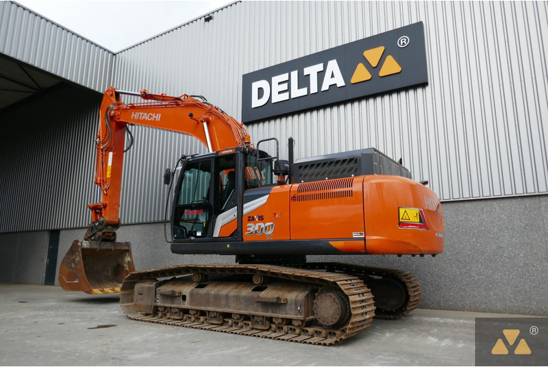Hitachi ZX300LC-7 - Гусеничний екскаватор: фото 4 Hitachi ZX300LC-7 - Гусеничний екскаватор: фото 4