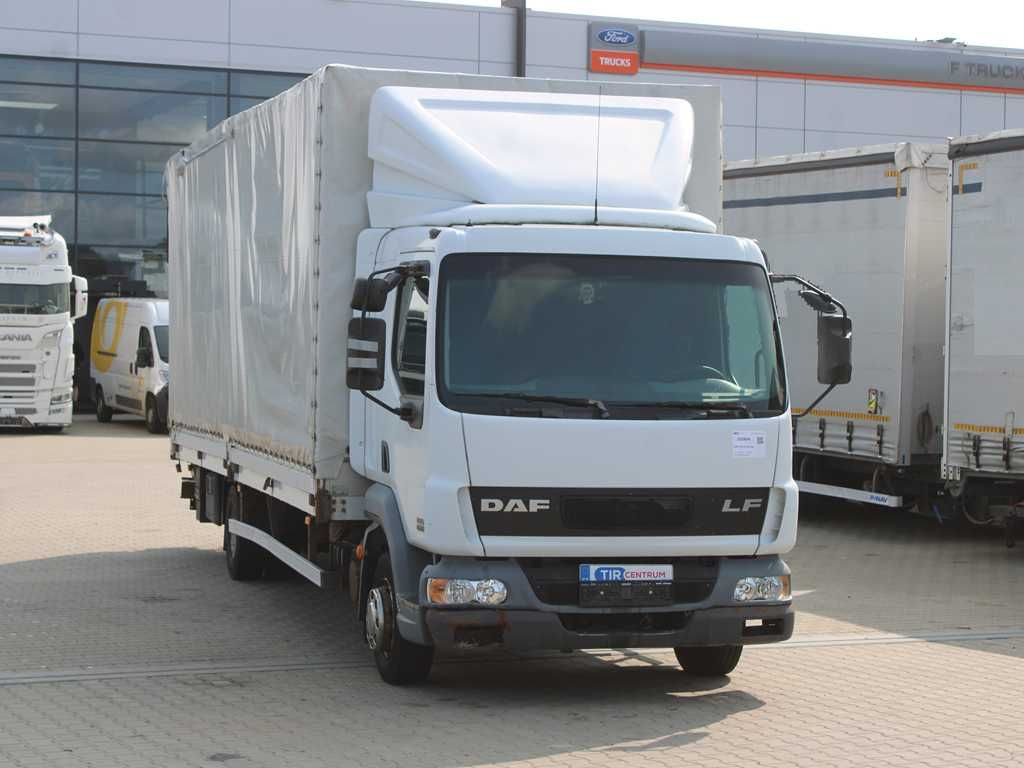 DAF FA LF 45.220, EURO 3, SIDEWALLS, TAIL LIFT - Тентована вантажівка: фото 2 DAF FA LF 45.220, EURO 3, SIDEWALLS, TAIL LIFT - Тентована вантажівка: фото 2