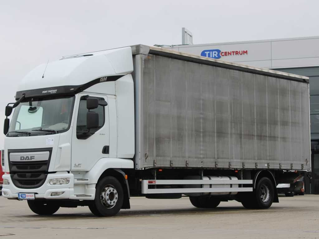 DAF LF 250 FA, HYDRAULIC LIFT, EURO 6 - Тентована вантажівка: фото 1 DAF LF 250 FA, HYDRAULIC LIFT, EURO 6 - Тентована вантажівка: фото 1