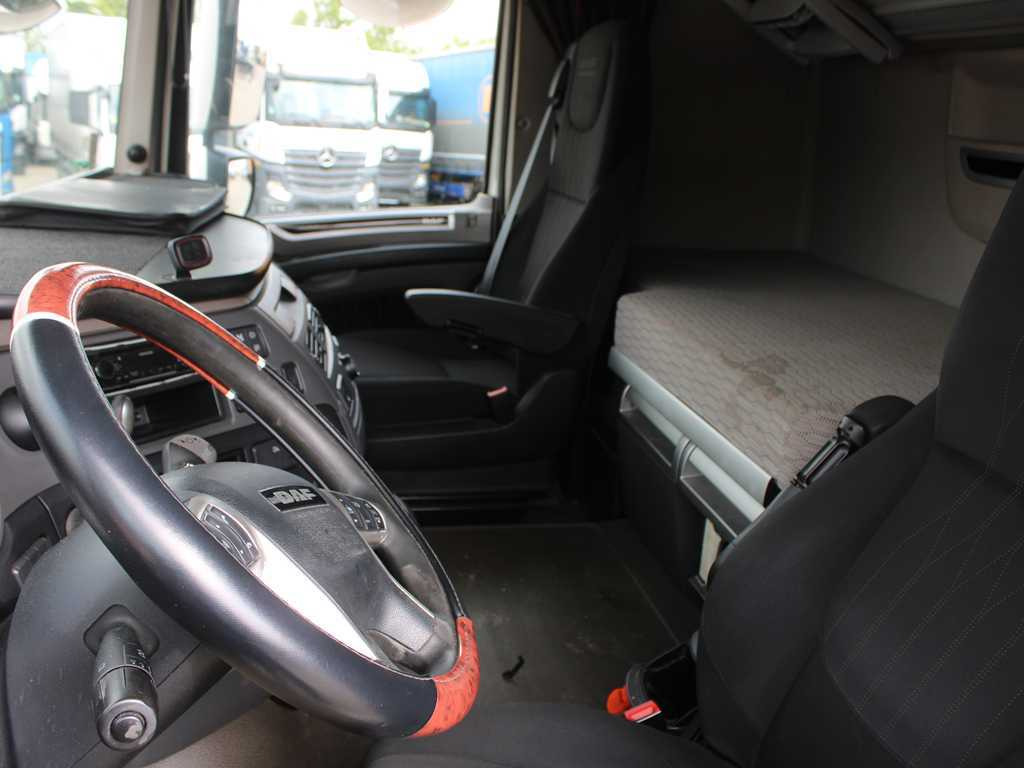 Тентована вантажівка DAF XF 450, EURO 6, INDEPENDENT AIR CONDITIONING, AIR SUSPENSION: фото 8 Тентована вантажівка DAF XF 450, EURO 6, INDEPENDENT AIR CONDITIONING, AIR SUSPENSION: фото 8