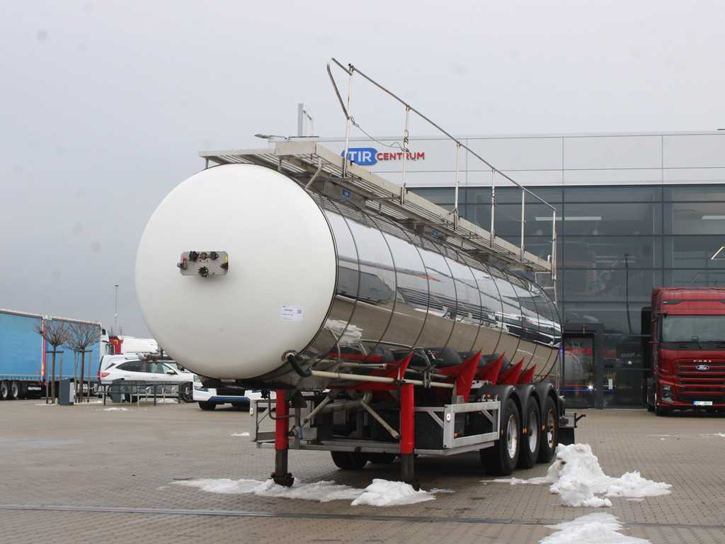 Feldbinder TSA, LIFT AXLE, 32 m³ - Напівпричіп цистерна: фото 1 Feldbinder TSA, LIFT AXLE, 32 m³ - Напівпричіп цистерна: фото 1