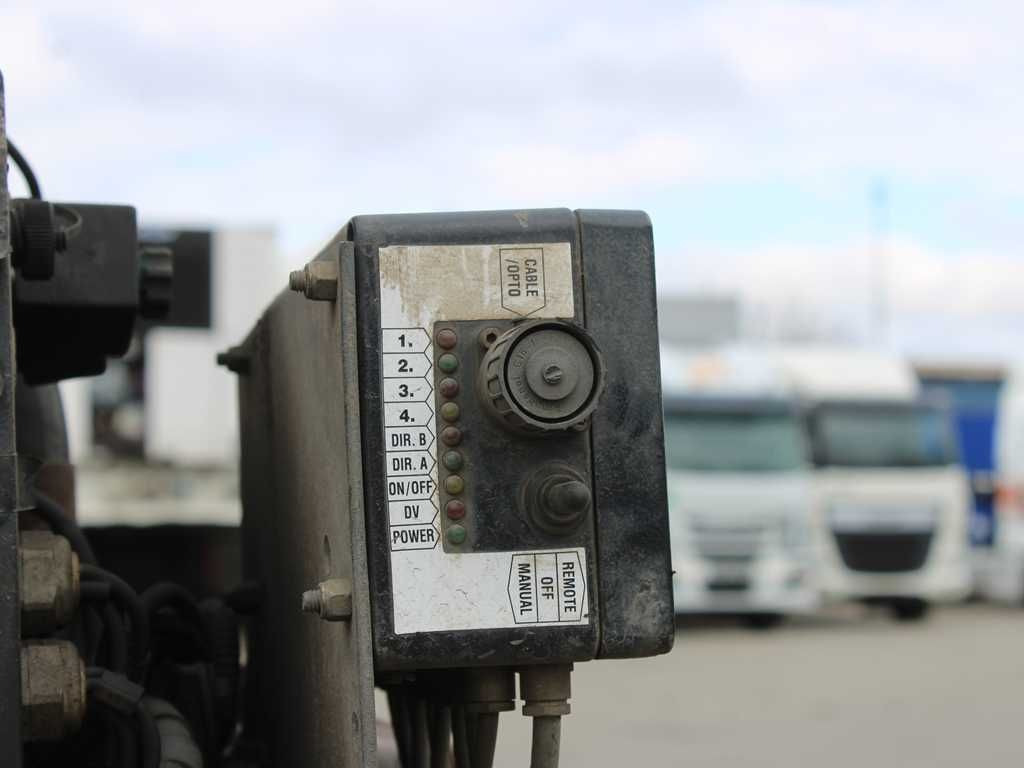Бортова вантажівка/ Платформа, Вантажівка з маніпулятором Iveco STRALIS 400, 6X2, EURO 3, CRANE FASSI F110 Iveco STRALIS 400, 6X2, EURO 3, CRANE FASSI F110: фото 7