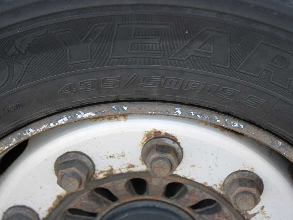 Тентований напівпричіп Kögel SN 24 MEGA, SAF, LOWDECK, LIFT AXLE, LIFTING ROOF, MULTILOCK: фото 8 Тентований напівпричіп Kögel SN 24 MEGA, SAF, LOWDECK, LIFT AXLE, LIFTING ROOF, MULTILOCK: фото 8