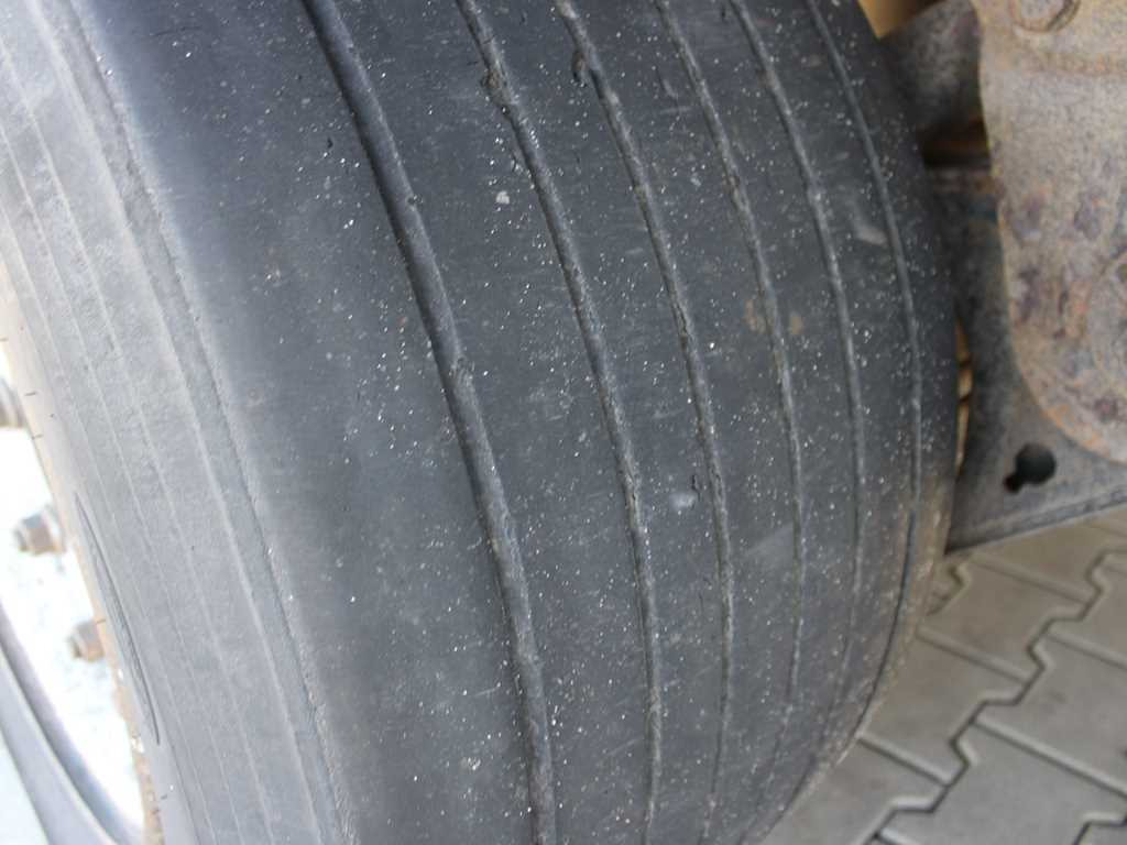 Тентований напівпричіп Kögel SN 24 MEGA, SAF, LOWDECK, LIFT AXLE, LIFTING ROOF, MULTILOCK: фото 9 Тентований напівпричіп Kögel SN 24 MEGA, SAF, LOWDECK, LIFT AXLE, LIFTING ROOF, MULTILOCK: фото 9