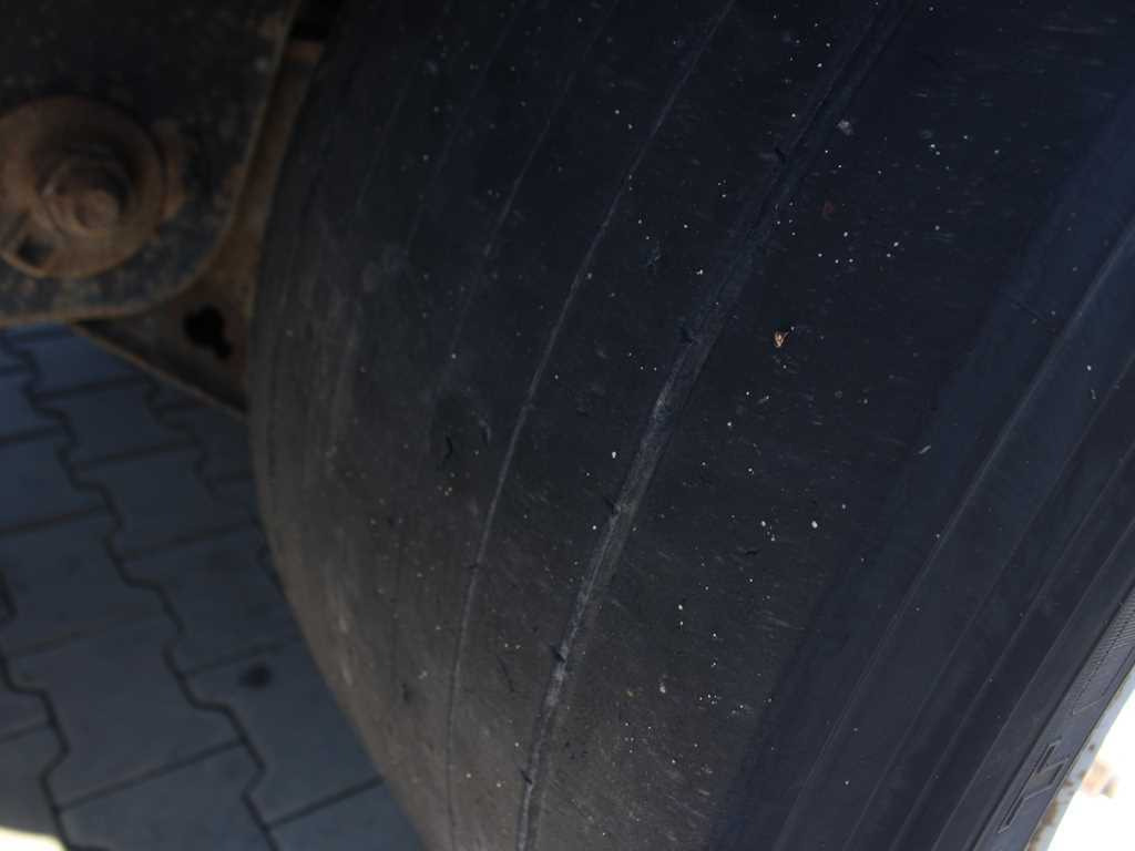 Тентований напівпричіп Kögel SN 24 MEGA, SAF, LOWDECK, LIFT AXLE, LIFTING ROOF, MULTILOCK: фото 10 Тентований напівпричіп Kögel SN 24 MEGA, SAF, LOWDECK, LIFT AXLE, LIFTING ROOF, MULTILOCK: фото 10