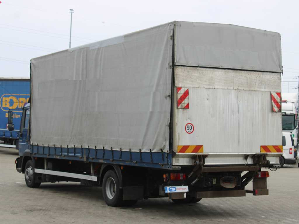 MAN LE 12.220, EURO 3, HYDRAULIC FRONT, TIRES 80% - Тентована вантажівка: фото 5 MAN LE 12.220, EURO 3, HYDRAULIC FRONT, TIRES 80% - Тентована вантажівка: фото 5