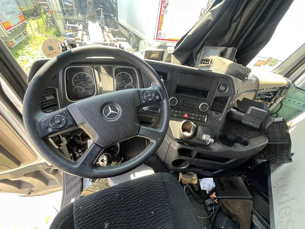 Mercedes-Benz Actros 2542, 6X2 + PANAV TVK18M - Тентована вантажівка: фото 3 Mercedes-Benz Actros 2542, 6X2 + PANAV TVK18M - Тентована вантажівка: фото 3