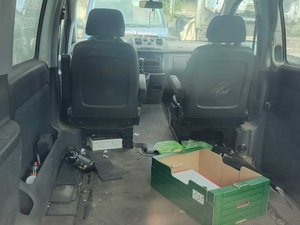 Mercedes-Benz VITO 113 CDI - Суцільнометалевий фургон: фото 3 Mercedes-Benz VITO 113 CDI - Суцільнометалевий фургон: фото 3