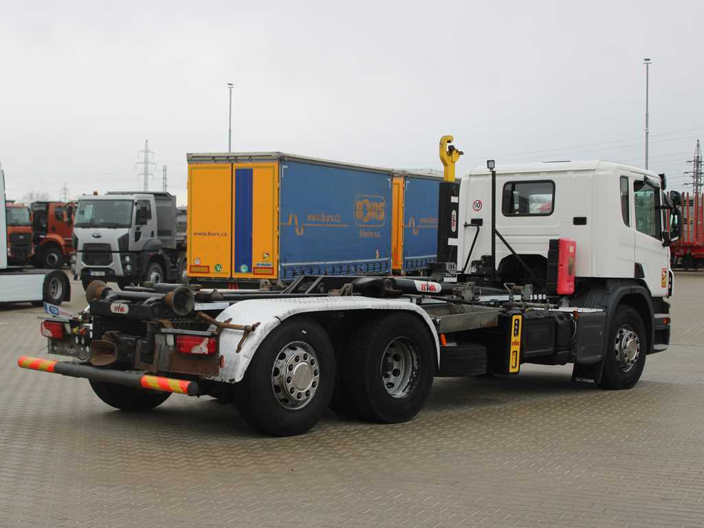 Scania P410, EURO 5, 6X2, CONTAINER HOOK CARRIER, LIFTING AXLE - Гаковий мультиліфт вантажівка: фото 4 Scania P410, EURO 5, 6X2, CONTAINER HOOK CARRIER, LIFTING AXLE - Гаковий мультиліфт вантажівка: фото 4