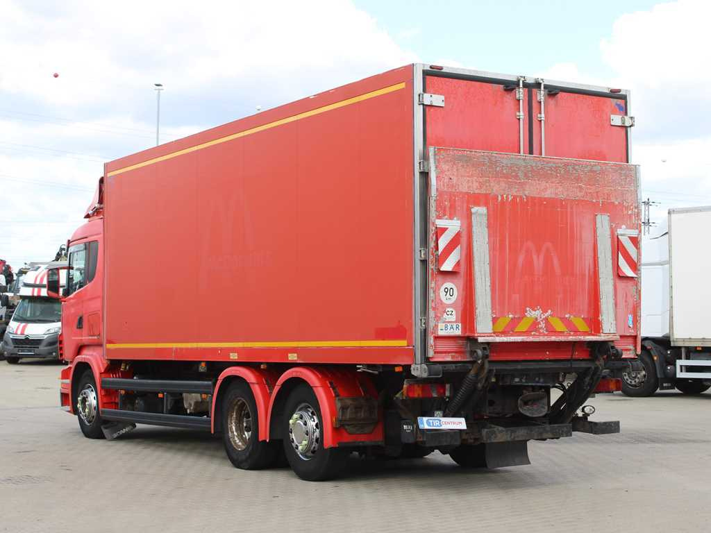 Scania R 380, HYDRAULIC FRONT, DOUBLE CHAMBER, CARRIER SUPRA 850 mt - Рефрижератор вантажівка: фото 5 Scania R 380, HYDRAULIC FRONT, DOUBLE CHAMBER, CARRIER SUPRA 850 mt - Рефрижератор вантажівка: фото 5