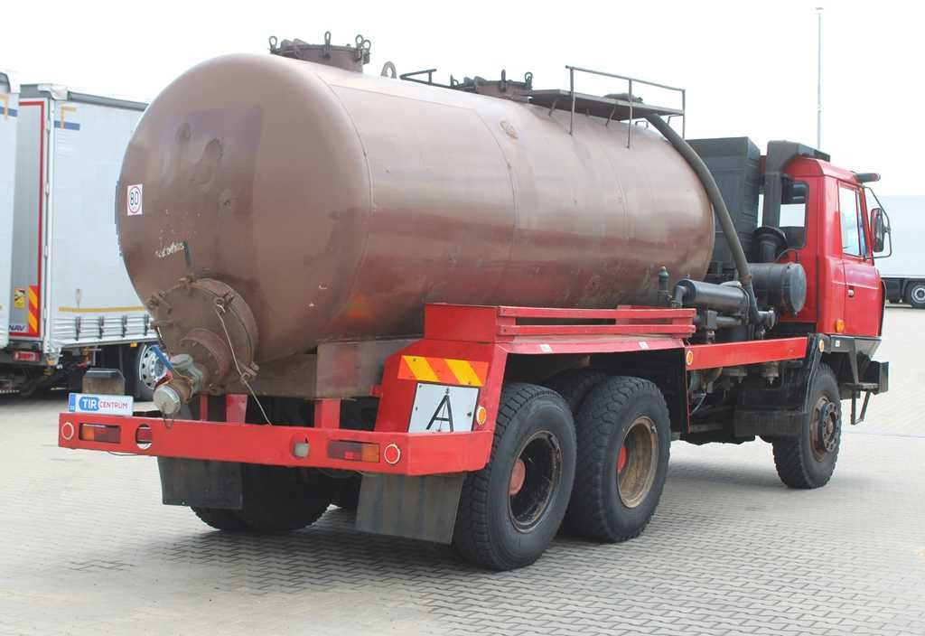 T815, 6X6, 11m³, SEWAGE TRUCK - Вантажівка цистерна: фото 3 T815, 6X6, 11m³, SEWAGE TRUCK - Вантажівка цистерна: фото 3