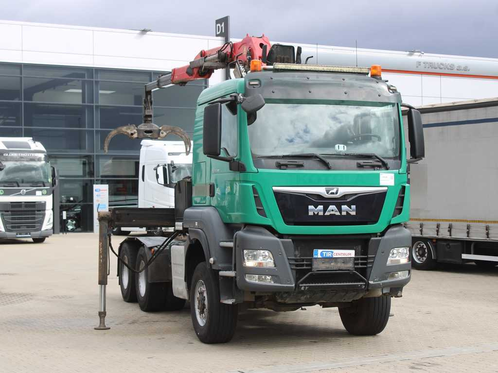 MAN TGS 33.500, 6X6, EURO 6, RETARDER, PALFINGER HYDRAULIC ARM Q170Z96 - Тягач: фото 3 MAN TGS 33.500, 6X6, EURO 6, RETARDER, PALFINGER HYDRAULIC ARM Q170Z96 - Тягач: фото 3