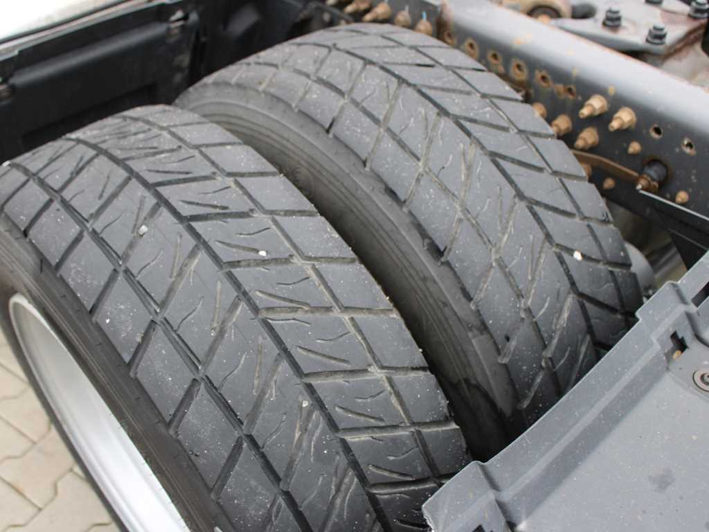 Тягач Volvo FH 420, EURO 5 EEV, LOWDECK, AIR SUSPENSION, VEB +: фото 18 Тягач Volvo FH 420, EURO 5 EEV, LOWDECK, AIR SUSPENSION, VEB +: фото 18