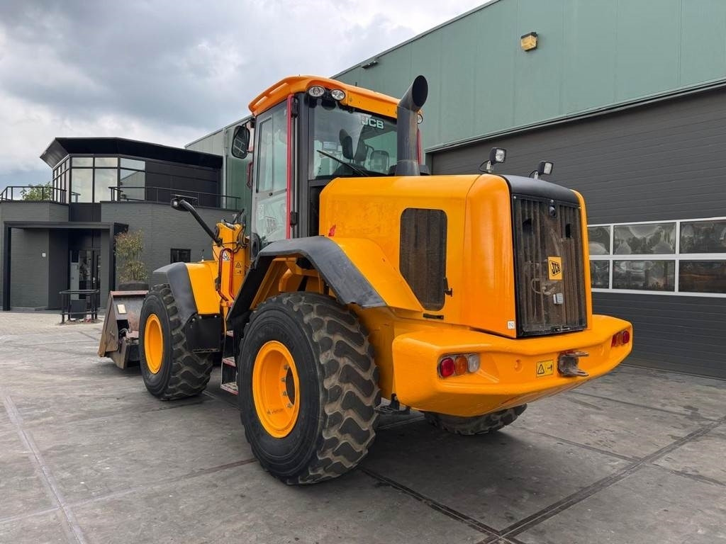 JCB 427 ZX - Колісний навантажувач: фото 3 JCB 427 ZX - Колісний навантажувач: фото 3