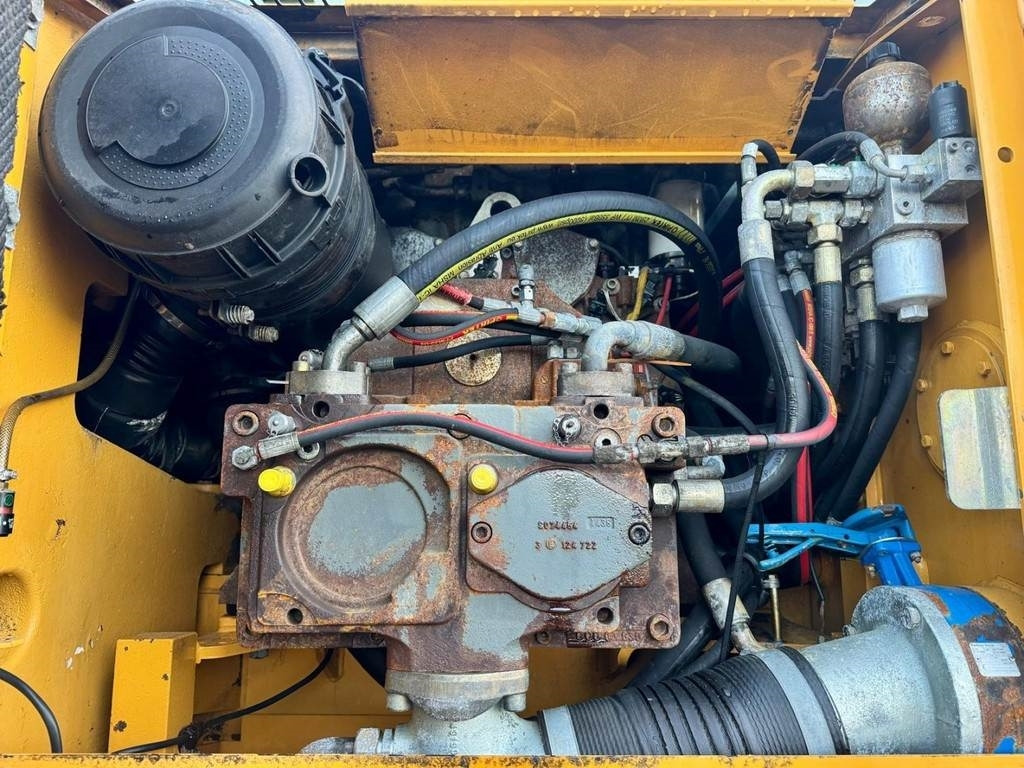 Перевантажувач Liebherr A 924 C: фото 17