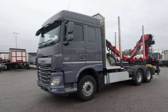 DAF FAT XF 510 mit Penz Ladekran 15Z8.70 inkl. Holzgreifer 6x4 - Лісовоз: фото 1 DAF FAT XF 510 mit Penz Ladekran 15Z8.70 inkl. Holzgreifer 6x4 - Лісовоз: фото 1