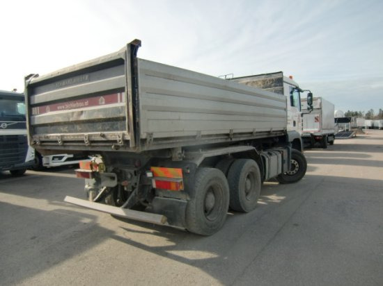 MAN TGA 26.360 6x4 Kipper, Manuel, E3 Schwarzmüller 3-Seitenkipper - Самоскид вантажівка: фото 4 MAN TGA 26.360 6x4 Kipper, Manuel, E3 Schwarzmüller 3-Seitenkipper - Самоскид вантажівка: фото 4