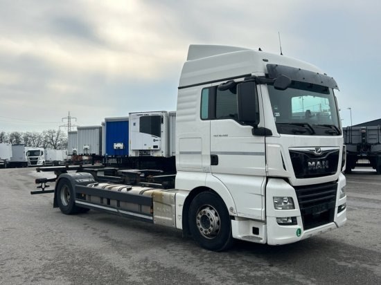 MAN TGX 18.460 XLX, 4x2, Euro 6, Standklima - Контейнеровоз/ Змінний кузов вантажівка: фото 3 MAN TGX 18.460 XLX, 4x2, Euro 6, Standklima - Контейнеровоз/ Змінний кузов вантажівка: фото 3