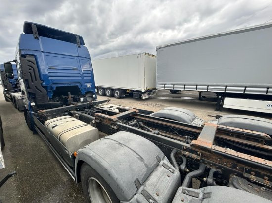 MAN TGX 26.440 XLX 6x2 Liftachse, Euro 6, Motorschaden - Контейнеровоз/ Змінний кузов вантажівка: фото 4 MAN TGX 26.440 XLX 6x2 Liftachse, Euro 6, Motorschaden - Контейнеровоз/ Змінний кузов вантажівка: фото 4