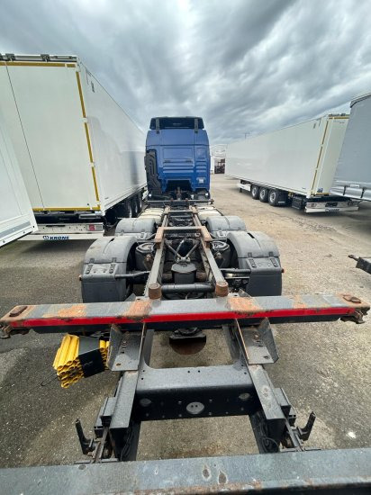 MAN TGX 26.440 XLX 6x2 Liftachse, Euro 6, Motorschaden, engine damage! - Контейнеровоз/ Змінний кузов вантажівка: фото 3 MAN TGX 26.440 XLX 6x2 Liftachse, Euro 6, Motorschaden, engine damage! - Контейнеровоз/ Змінний кузов вантажівка: фото 3