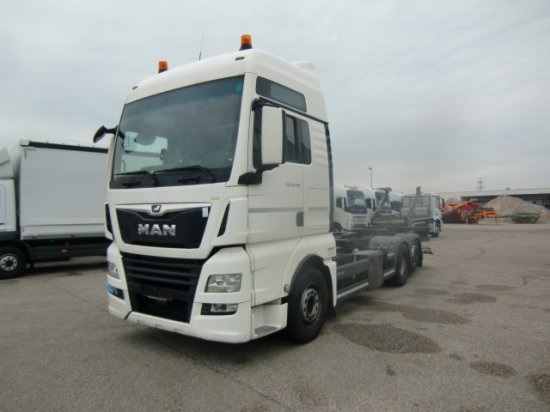 MAN TGX 26.460 XXL 6x2 Liftachse Euro 6 Unterfaltbühne - Контейнеровоз/ Змінний кузов вантажівка: фото 1 MAN TGX 26.460 XXL 6x2 Liftachse Euro 6 Unterfaltbühne - Контейнеровоз/ Змінний кузов вантажівка: фото 1