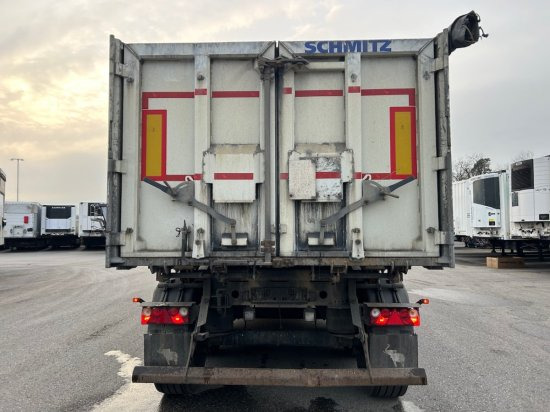 Schmitz SGF S3 Alu Kippmulde 36,5 m³, Liftachse, Hardoxboden, Rollplane, Podest - Самоскид напівпричіп: фото 4 Schmitz SGF S3 Alu Kippmulde 36,5 m³, Liftachse, Hardoxboden, Rollplane, Podest - Самоскид напівпричіп: фото 4