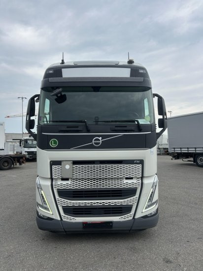 Volvo FH 500 EURO 6, I-Shift, Globetrotter, Standklima - Тягач: фото 2 Volvo FH 500 EURO 6, I-Shift, Globetrotter, Standklima - Тягач: фото 2