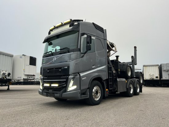 Volvo FH 16 650 6x4 Langholzzug + Doll M2K-9L Nachläufer mit Palfinger Epsilon S260C96, I-Shift, Retarder, - Лісовоз, Вантажівка з маніпулятором: фото 1 Volvo FH 16 650 6x4 Langholzzug + Doll M2K-9L Nachläufer mit Palfinger Epsilon S260C96, I-Shift, Retarder, - Лісовоз, Вантажівка з маніпулятором: фото 1