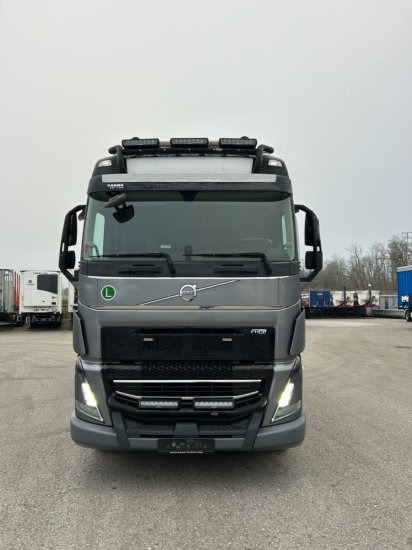 Volvo FH 16 650 6x4 Langholzzug + Doll M2K-9L Nachläufer mit Palfinger Epsilon S260C96, I-Shift, Retarder, - Лісовоз, Вантажівка з маніпулятором: фото 2 Volvo FH 16 650 6x4 Langholzzug + Doll M2K-9L Nachläufer mit Palfinger Epsilon S260C96, I-Shift, Retarder, - Лісовоз, Вантажівка з маніпулятором: фото 2