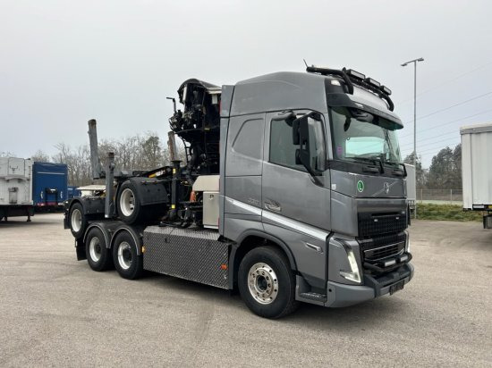Volvo FH 16 650 6x4 Langholzzug + Doll M2K-9L Nachläufer mit Palfinger Epsilon S260C96, I-Shift, Retarder, - Лісовоз, Вантажівка з маніпулятором: фото 3 Volvo FH 16 650 6x4 Langholzzug + Doll M2K-9L Nachläufer mit Palfinger Epsilon S260C96, I-Shift, Retarder, - Лісовоз, Вантажівка з маніпулятором: фото 3