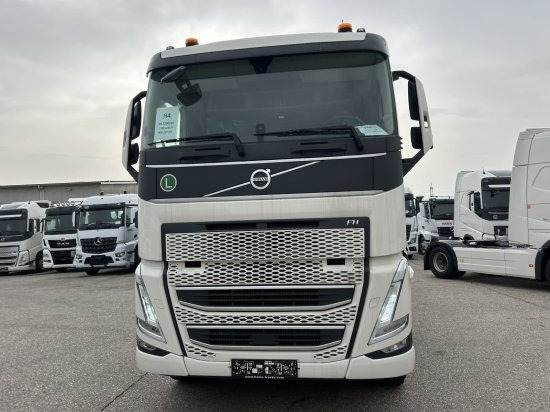 Volvo FH 500 6X2 Euro6, Retarder, Pritsche, Palfinger PK22002-EH - Бортова вантажівка/ Платформа, Вантажівка з маніпулятором: фото 2 Volvo FH 500 6X2 Euro6, Retarder, Pritsche, Palfinger PK22002-EH - Бортова вантажівка/ Платформа, Вантажівка з маніпулятором: фото 2